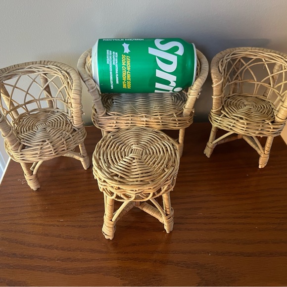 Mini rattan furniture set - Picture 3 of 4